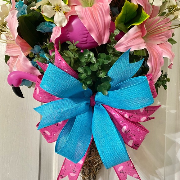 SOLD … Spring Vine Basket with Flamingoes - Picture 4 of 6